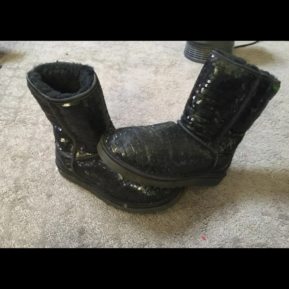 Women’s black sequin ugg boots size 7